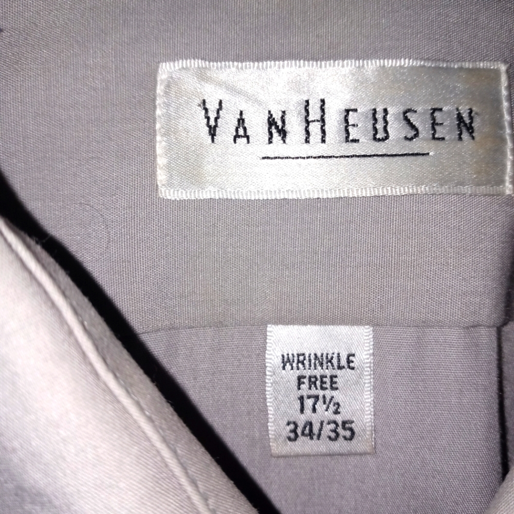 Van heusen button dress shirt wrinkle free